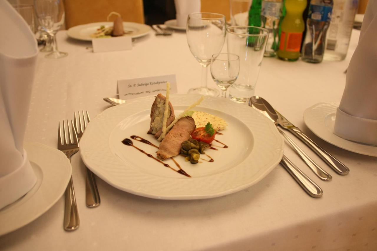 Hotel Gniecki Gdansk Przejazdowo Εξωτερικό φωτογραφία