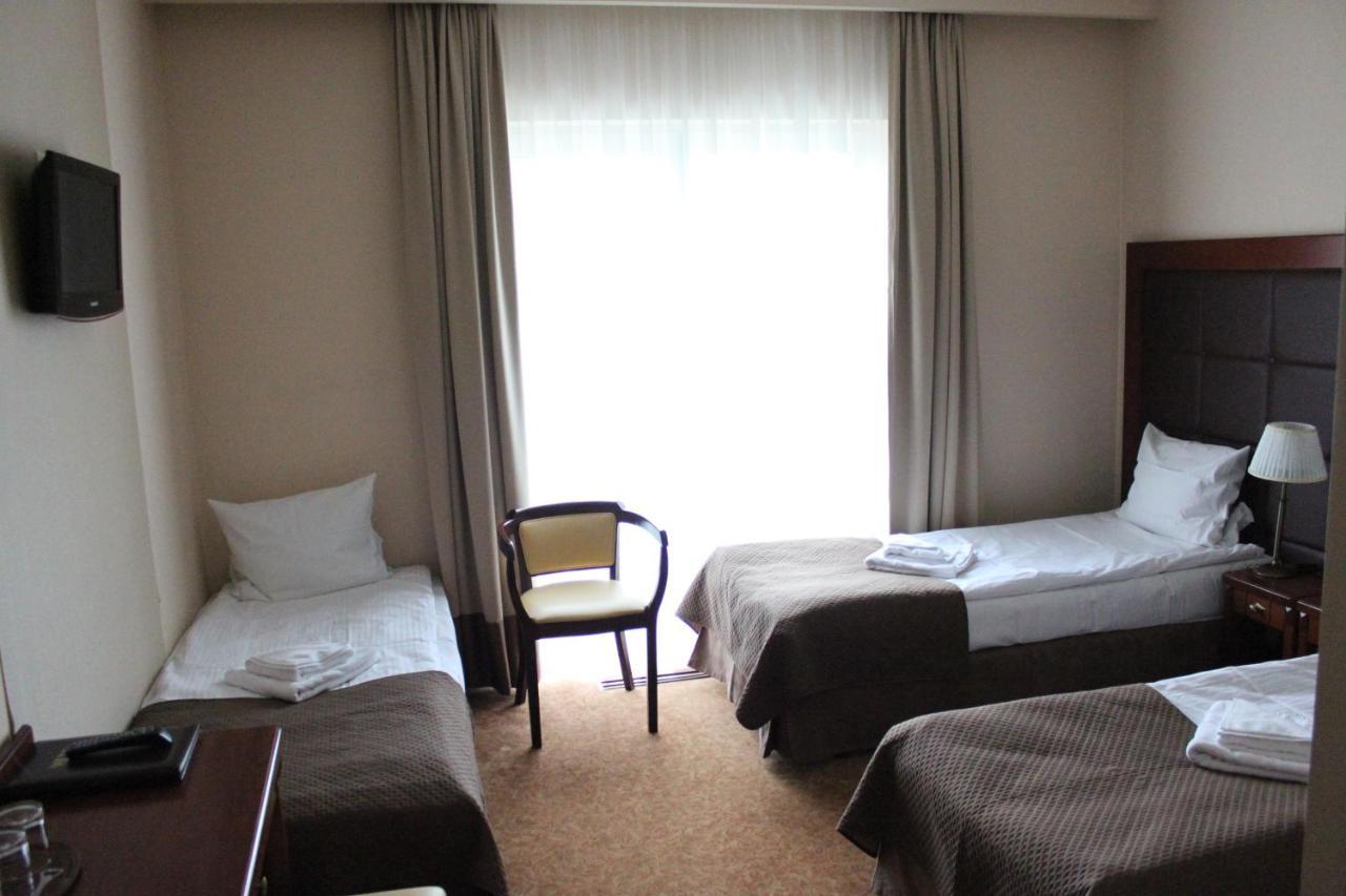 Hotel Gniecki Gdansk Przejazdowo Εξωτερικό φωτογραφία